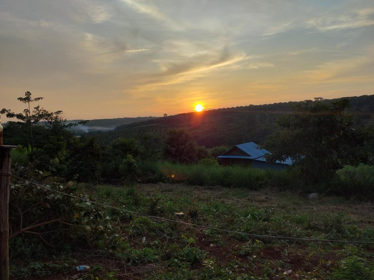 Srey Leap Homestay Banlung Extérieur photo